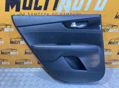 Обшивка двери задняя левая KIA Cerato 4 G4NH 2.0