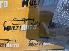 Стекло заднее правое KIA Sportage 4 2.4 GDI G4KJ