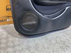 Обшивка двери передняя правая KIA Soul 2 G4NC 2.0