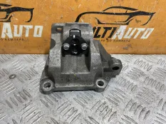 Кронштейн коробки передач KIA Soul 2 G4NC 2.0 GDI