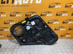 Стеклоподъемник задний правый KIA Soul 2 G4NC 2.0
