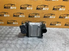 Интеркулер передний левый Mercedes G classe W463