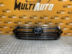Решетка радиатора Toyota Land Cruiser 200