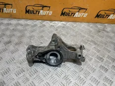 Кронштейн помпы BMW 5 Series G30 B46B20B (2000CC /