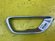 Накладка противотуманной фары передняя правая Jeep