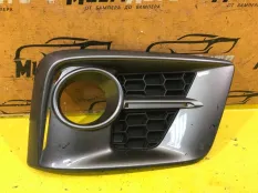 Накладка противотуманной фары передняя правая