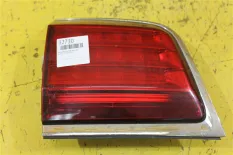 Фонарь внутренний левый Lexus LX 3 2008-2012