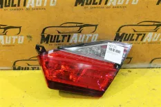 Фонарь внутренний правый Toyota Camry 55 2014-2017