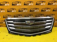 Решетка радиатора передняя Cadillac XT5 1