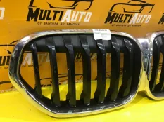 Решетка радиатора BMW X1 F48 2019-
