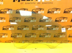 Стекло двери переднее правое Chevrolet Traverse 2