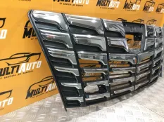 Решетка радиатора передняя Toyota Alphard 3