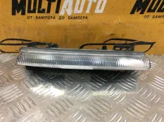 Фара противотуманная передняя правая Mercedes