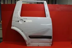 Дверь задняя правая Land Rover Discovery 3