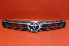 Решетка радиатора передняя Toyota Camry 55