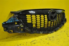 Решетка радиатора передняя Mazda CX-5 1 2011-2014