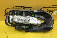 Фара противотуманная правая Land Rover Range Rover