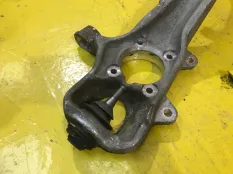 Кулак поворотный передний правый Mercedes ML W166