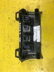 Накладка консоли Toyota Highlander 3 XU50