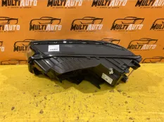 Фара правая Volkswagen Touareg 3 2018-