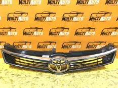 Решетка радиатора Toyota Camry 55 2014-2017