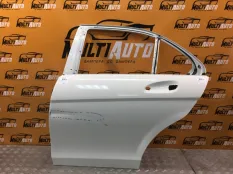 Дверь задняя левая Mercedes C-Classe W204