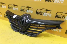 Решетка радиатора Renault Kaptur 1 2016-