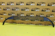 Решетка в бампер передняя Mercedes A-classe W176