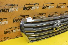 Решетка радиатора передняя Toyota Land Cruiser 200