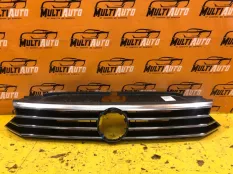 Решетка радиатора Volkswagen Passat B8 2015-2019