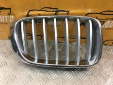 Решетка радиатора передняя правая BMW X3 F25