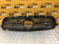 Решетка радиатора передняя Mercedes E classe W213