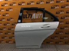 Дверь задняя левая Mercedes C-Classe W204