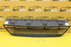 Решетка в бампер передняя Mercedes GLC X253