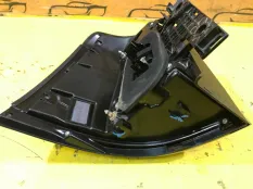 Фонарь наружний правый Toyota Land Cruiser 200