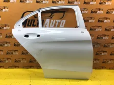 Дверь задняя правая Mercedes C classe W205