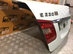 Крышка багажника Mercedes E-Classe W212 2009-2016