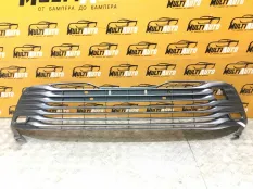 Решетка в бампер передняя Toyota Camry 70