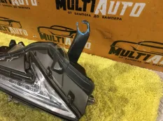 Дневной ходовой огонь передний правый Lexus NX 1