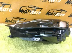 Фара передняя левая Audi A4 B9 2019-