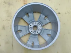 Диск литой Volkswagen Touareg 2