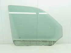 Стекло двери Volkswagen Transporter