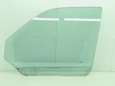 Стекло двери Volkswagen Transporter