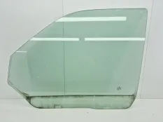 Стекло двери Volkswagen Transporter