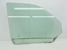 Стекло двери Volkswagen Transporter