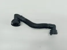 Патрубок вентиляции картера Volkswagen Touareg 2