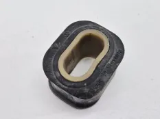 Подушка радиатора Volkswagen Touareg 2