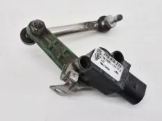 Датчик высоты дорожного просвета Volkswagen Touareg 2