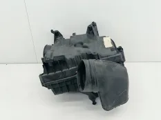 корпус воздушного фильтра Mercedes A180