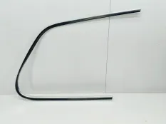 молдинг стекла Volkswagen Touareg 2